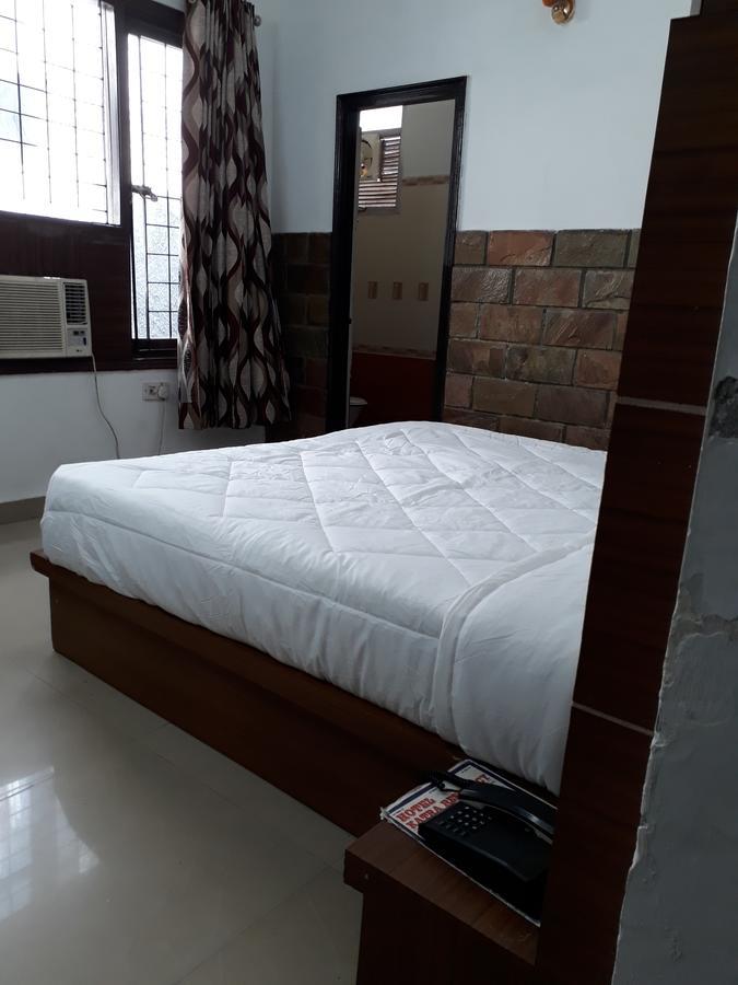 Hotel Katra Residency מראה חיצוני תמונה