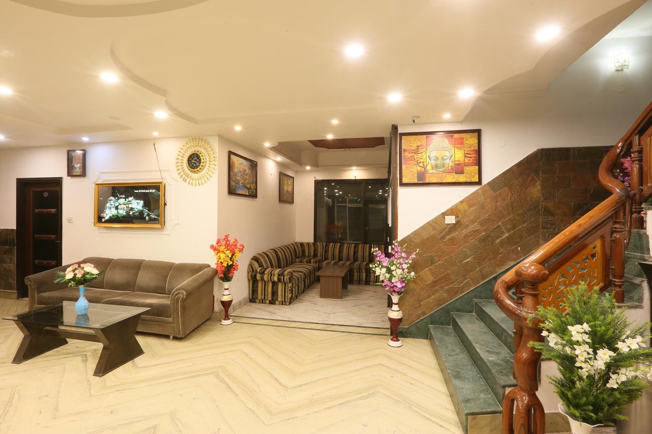 Hotel Katra Residency מראה חיצוני תמונה