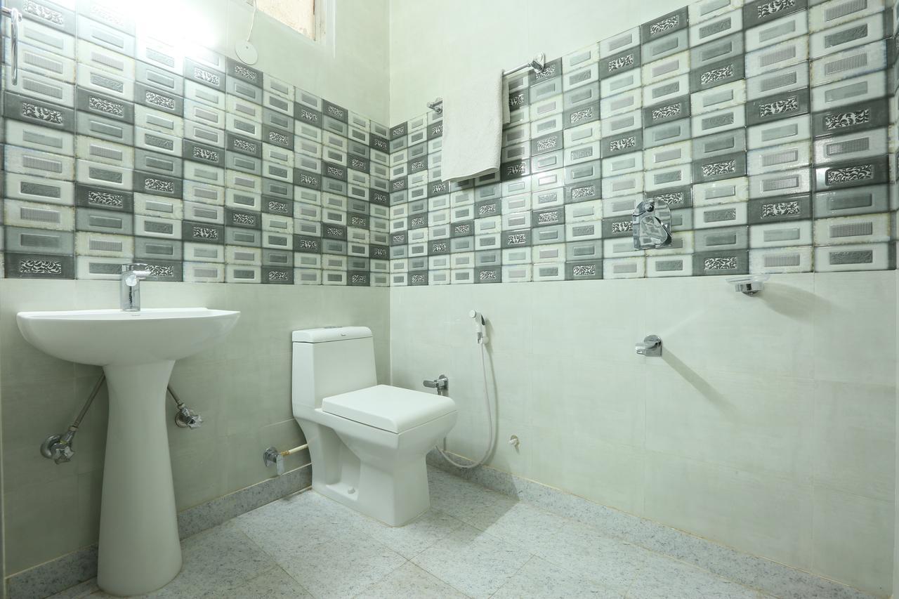 Hotel Katra Residency מראה חיצוני תמונה