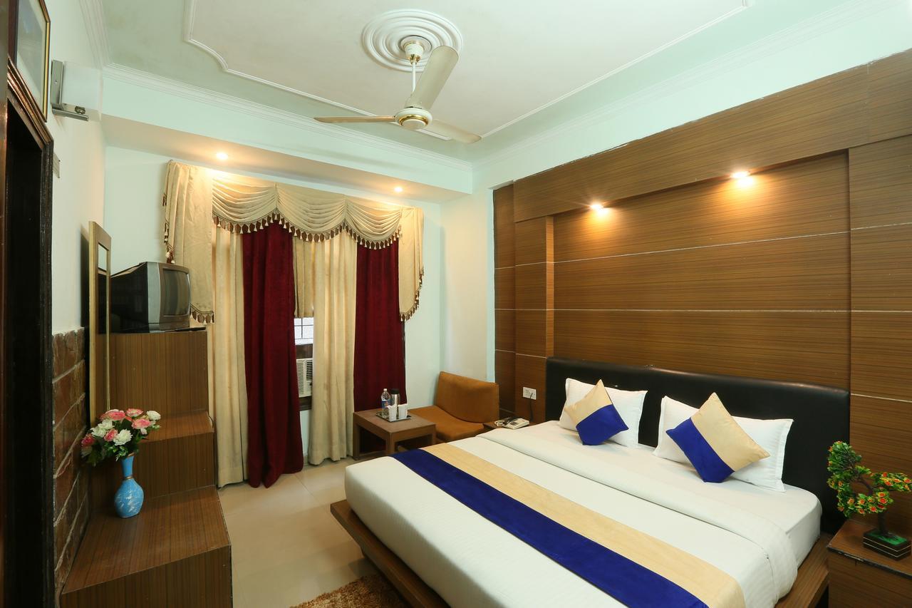 Hotel Katra Residency מראה חיצוני תמונה