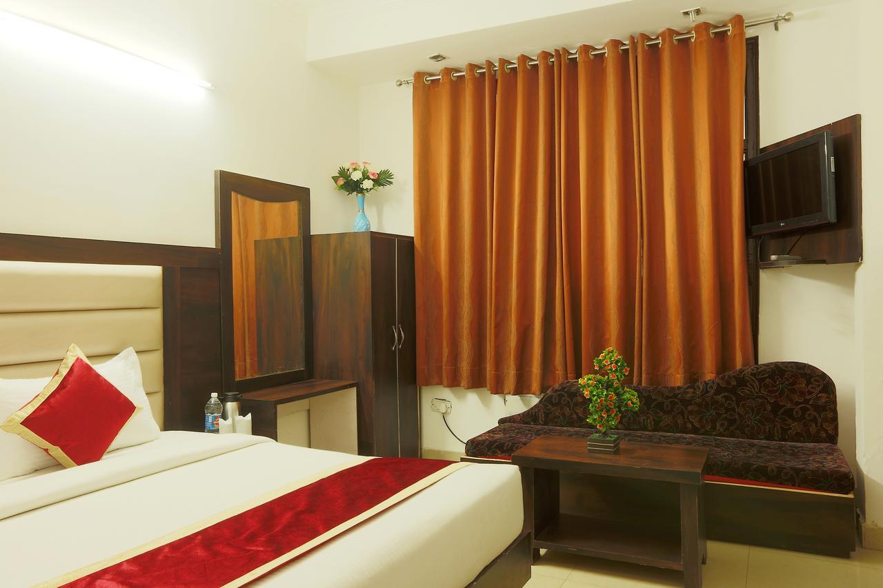 Hotel Katra Residency מראה חיצוני תמונה