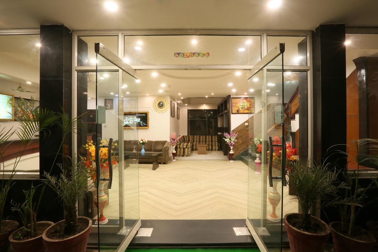 Hotel Katra Residency מראה חיצוני תמונה