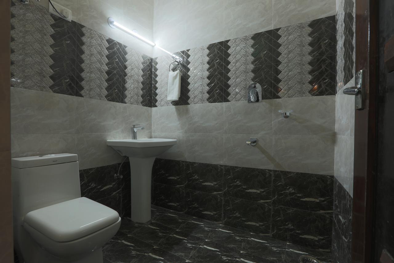 Hotel Katra Residency מראה חיצוני תמונה