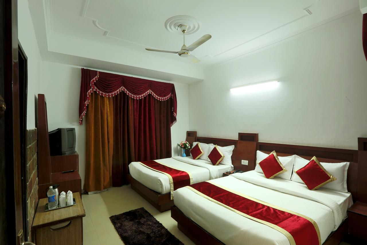 Hotel Katra Residency מראה חיצוני תמונה