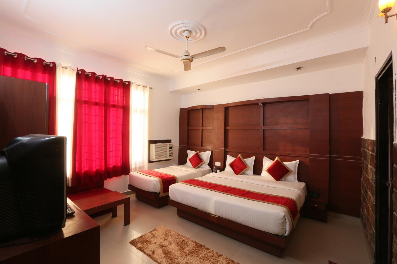 Hotel Katra Residency מראה חיצוני תמונה
