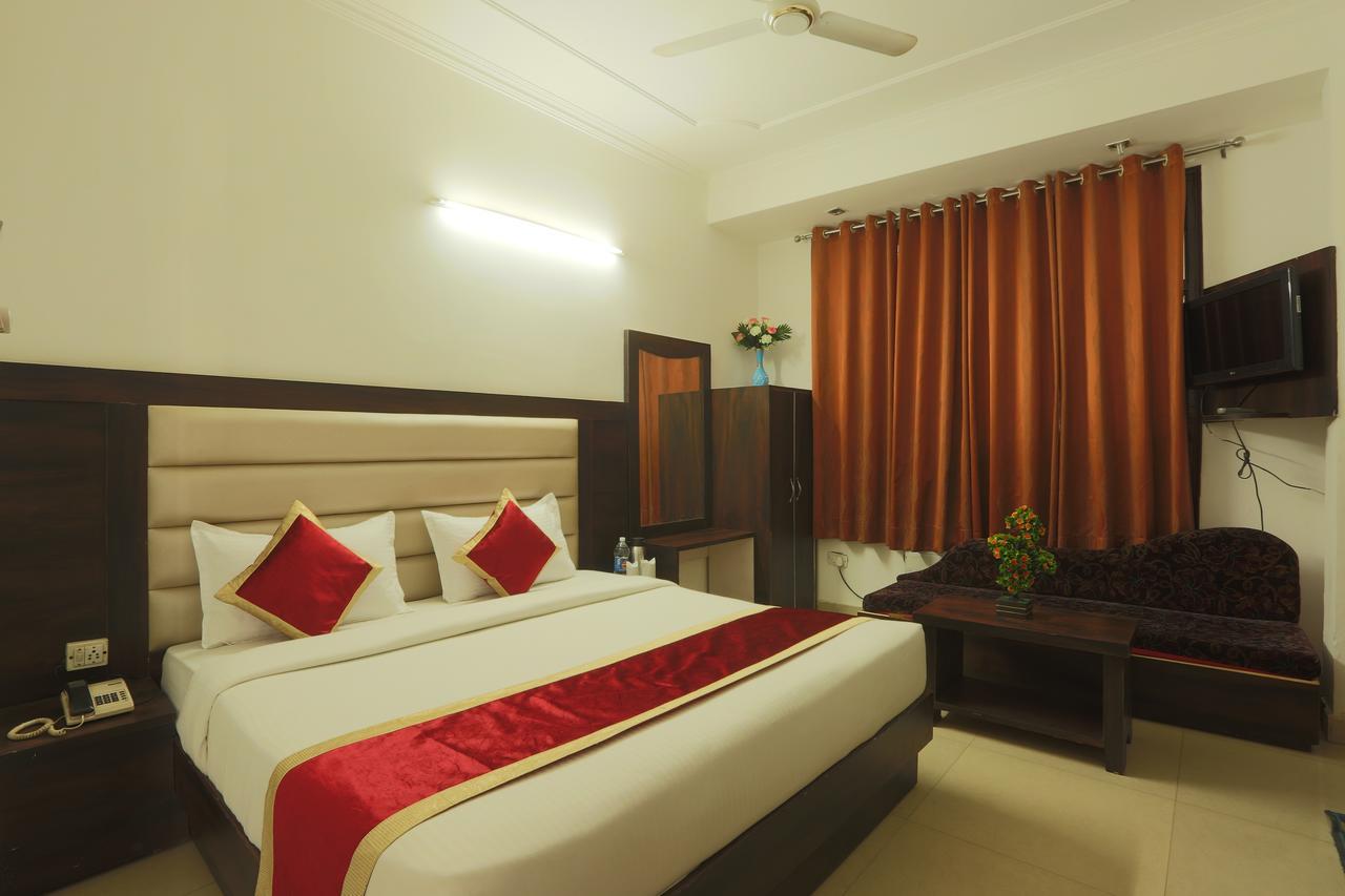 Hotel Katra Residency מראה חיצוני תמונה